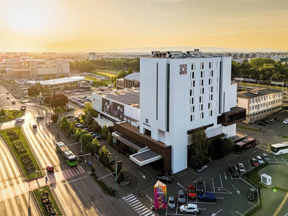 Kronwell Brasov Hotel 1