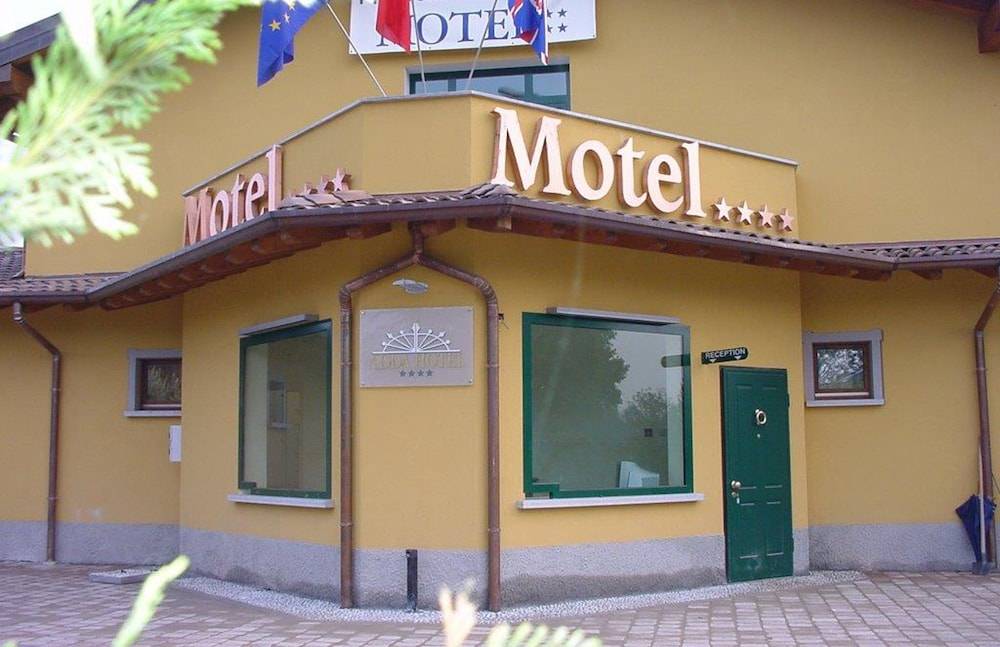 Hotel Adda 1