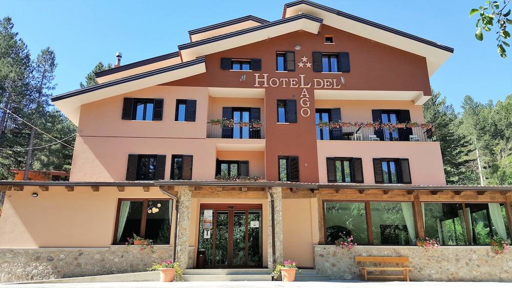 Hotel del Lago Ampollino 1