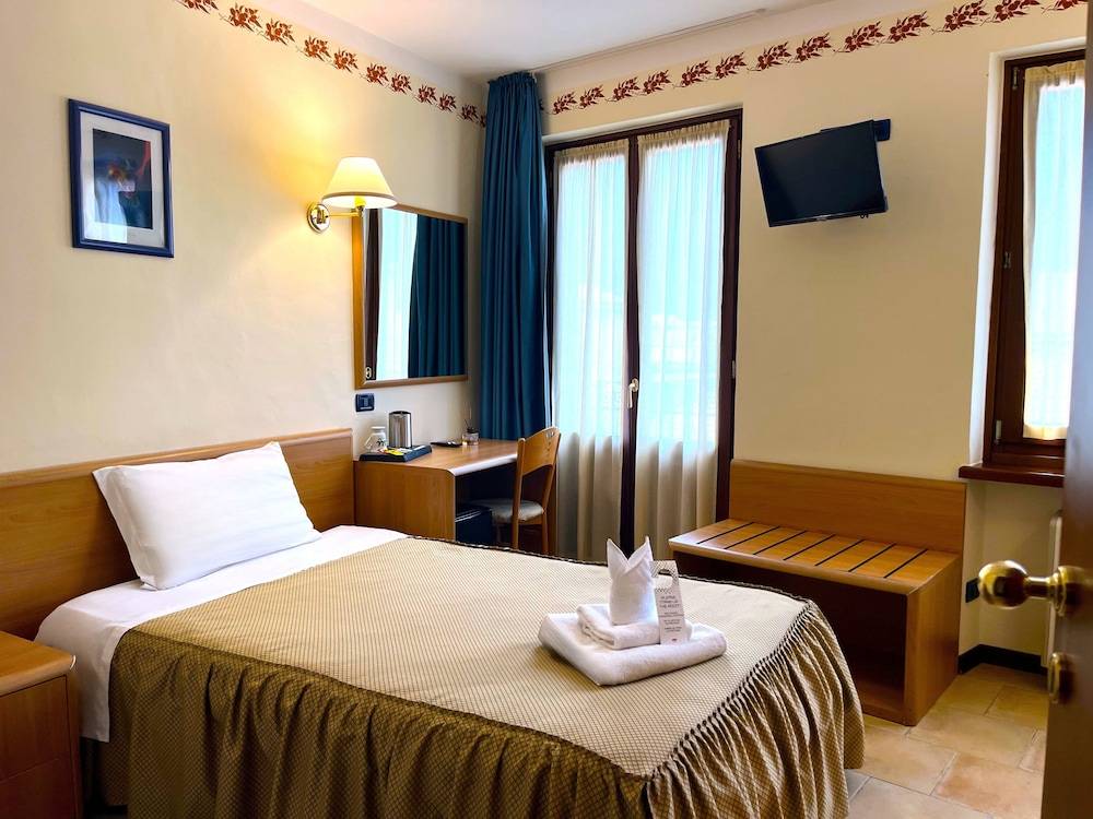 Hotel Susa 2
