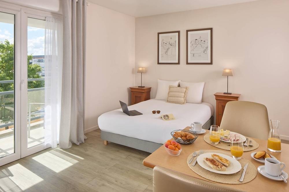 Quality Aparthotel Portes de Rennes 1