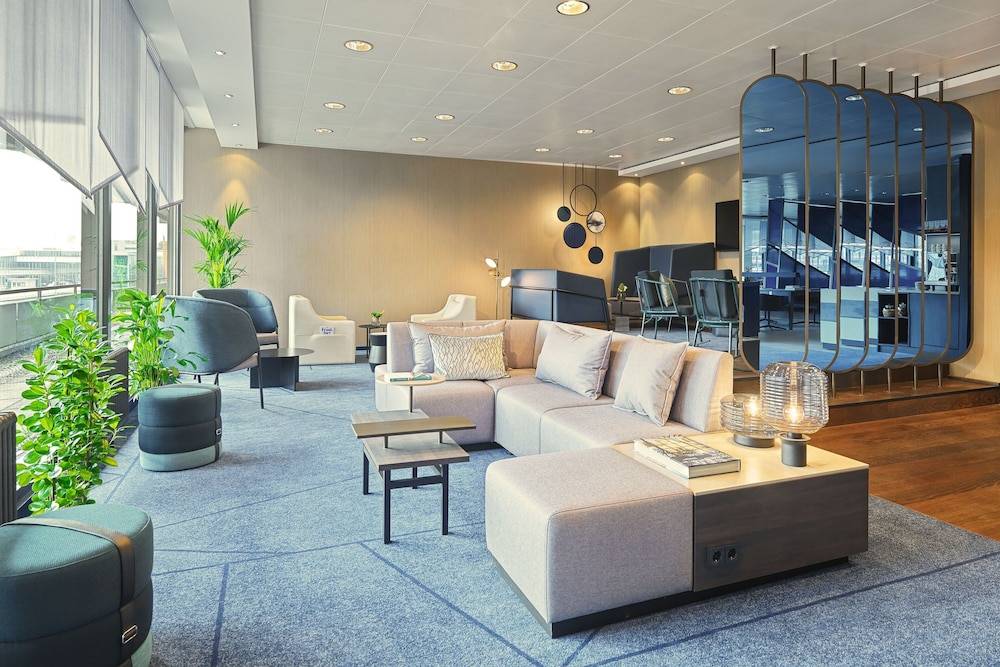 Sheraton Frankfurt Airport Hotel & Conference Center 2