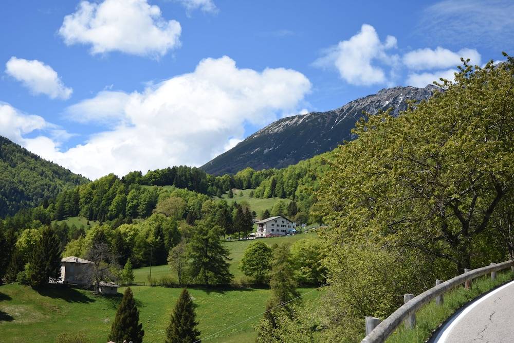 Rifugio Monte Baldo 1