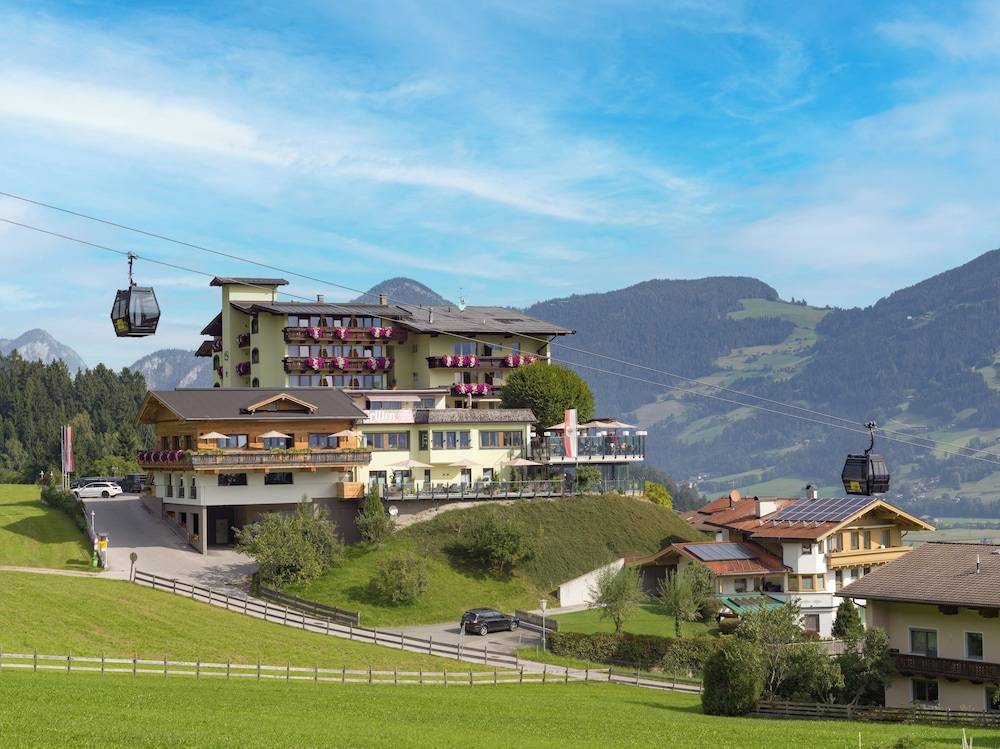 Hotel Waldfriede - Panoramic View Zillertal 1