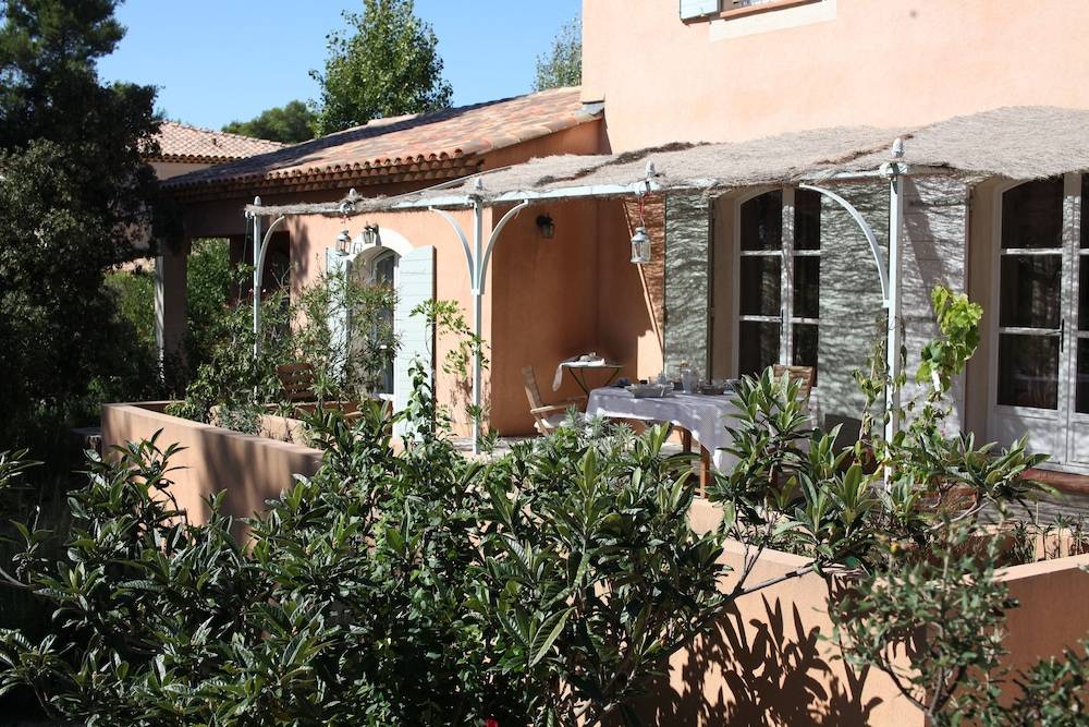 La Bastide De L'aube Chambre d hôtes 1