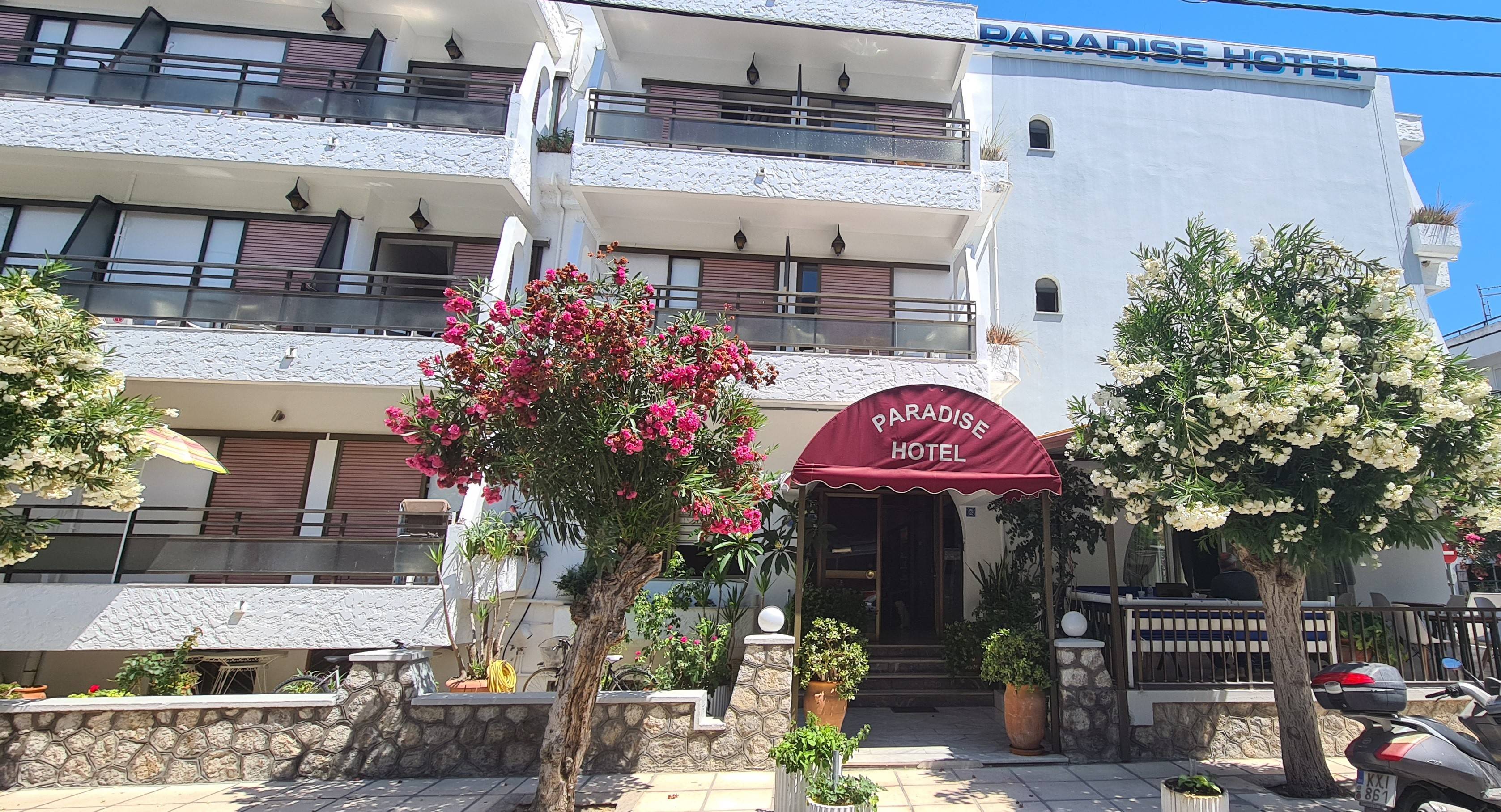 Paradise Hotel 2