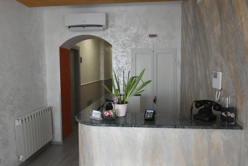Albano Station Rooms 1