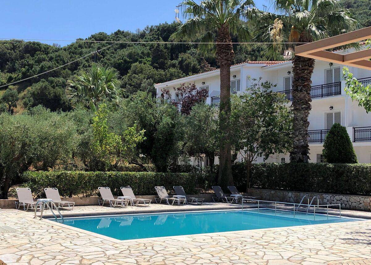 Chryssi Akti Hotel 1