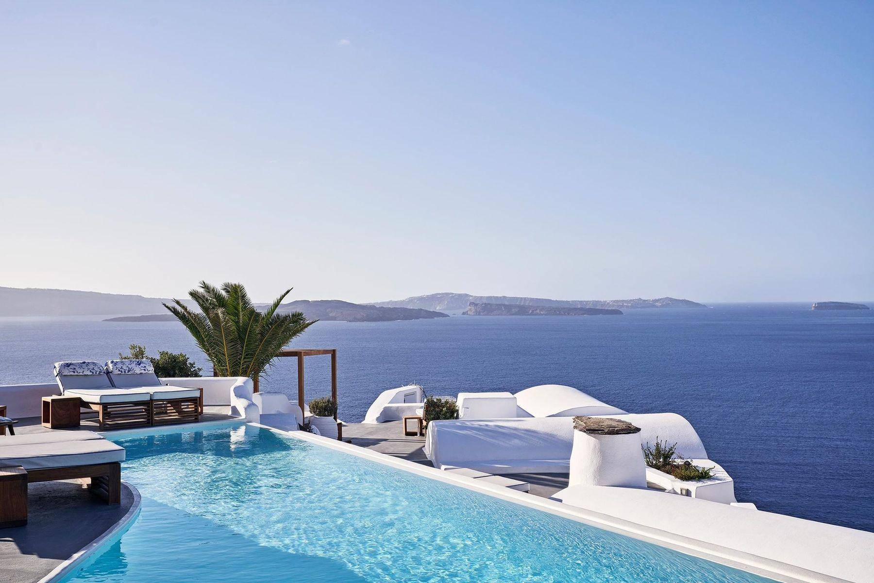 Katikies Santorini - The Leading Hotels Of The World 2