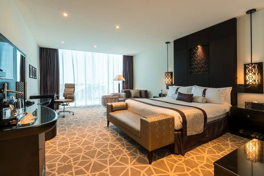 Holiday Inn Dubai - Al Barsha by IHG 1