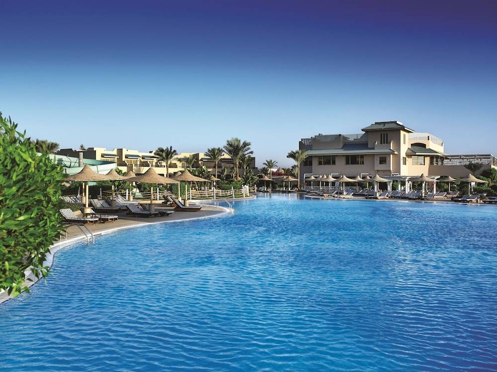 Coral sea Holiday Resort & Aqua park 1