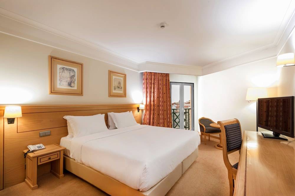 Hotel Real Palacio 1