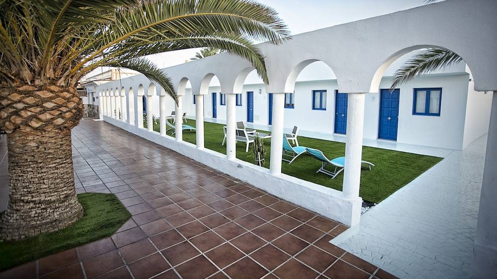 Corralejo Lodge 2