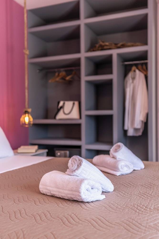 Semiso Beach Suites 2