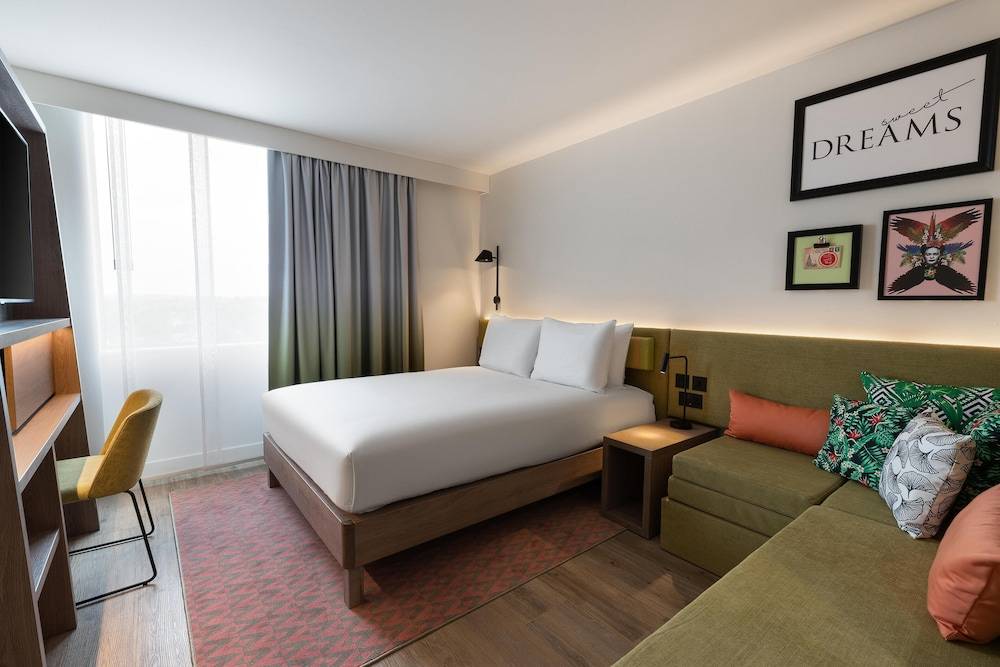 Hampton By Hilton Lisbon City Centre Baixa 1