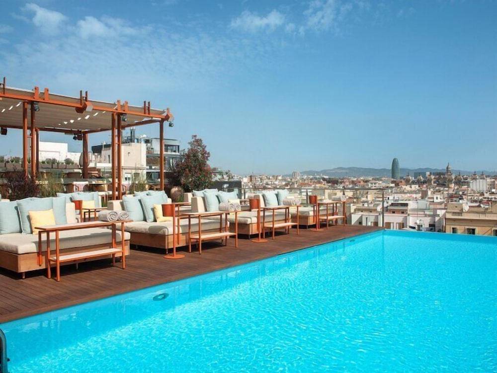 Grand Hotel Central, Small Luxury Hotels 1