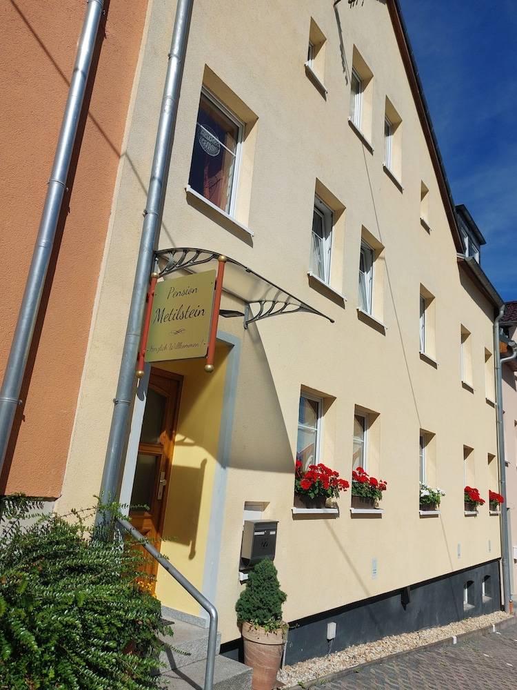 Frühstückspension "Metilstein" 1
