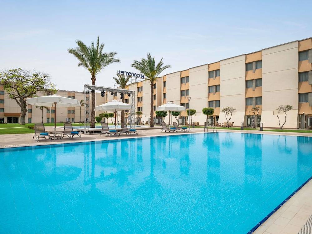 Novotel Cairo Airport 1