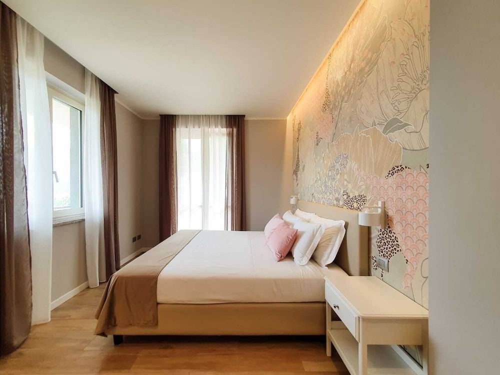 Rota Suites 1