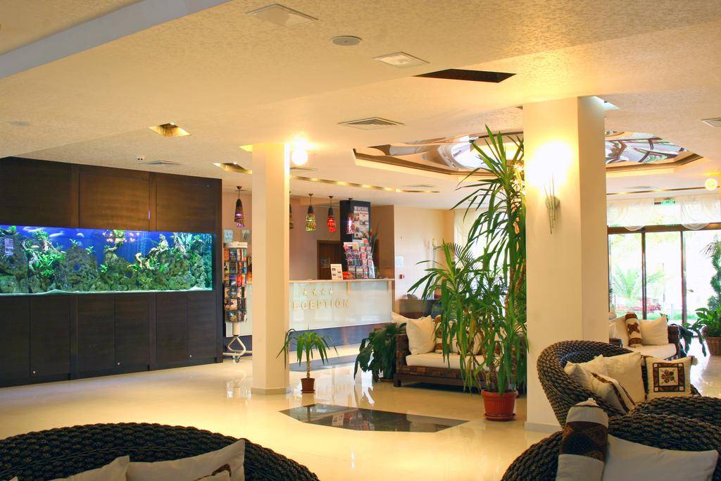 Laguna Beach Resort & Spa 2