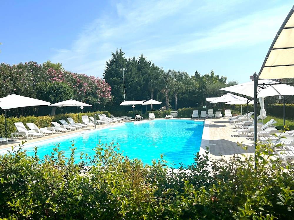 Hotel Park Village 1