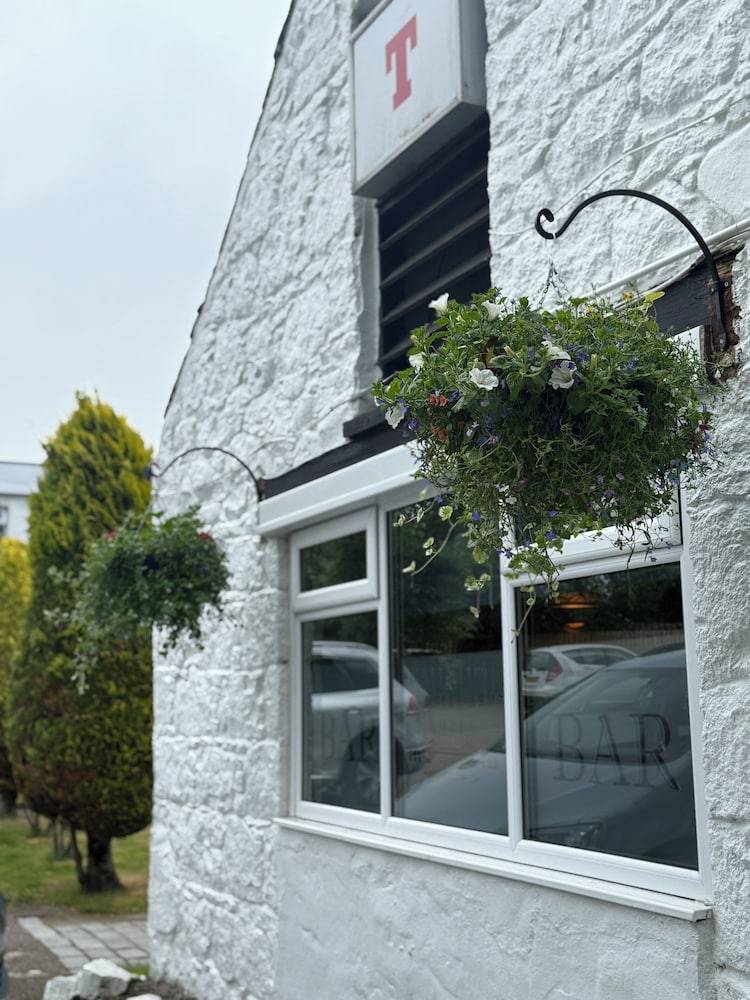 Lochnell Arms Hotel 2