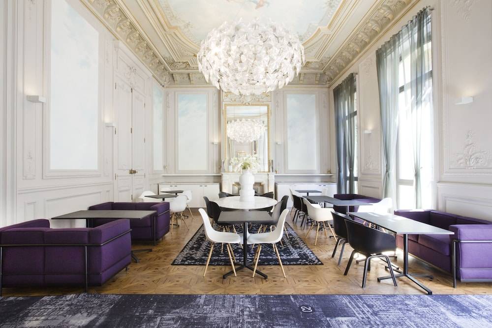 Hôtel C2 1