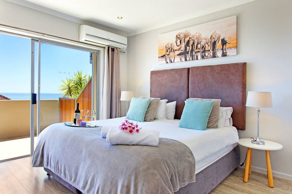 African Groove Camps Bay 2
