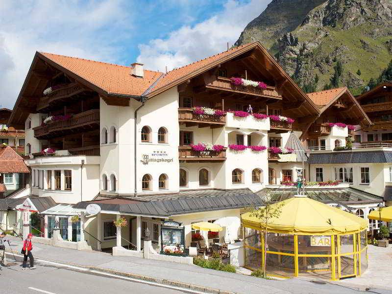 Hotel Mittagskogel Pitztal 1