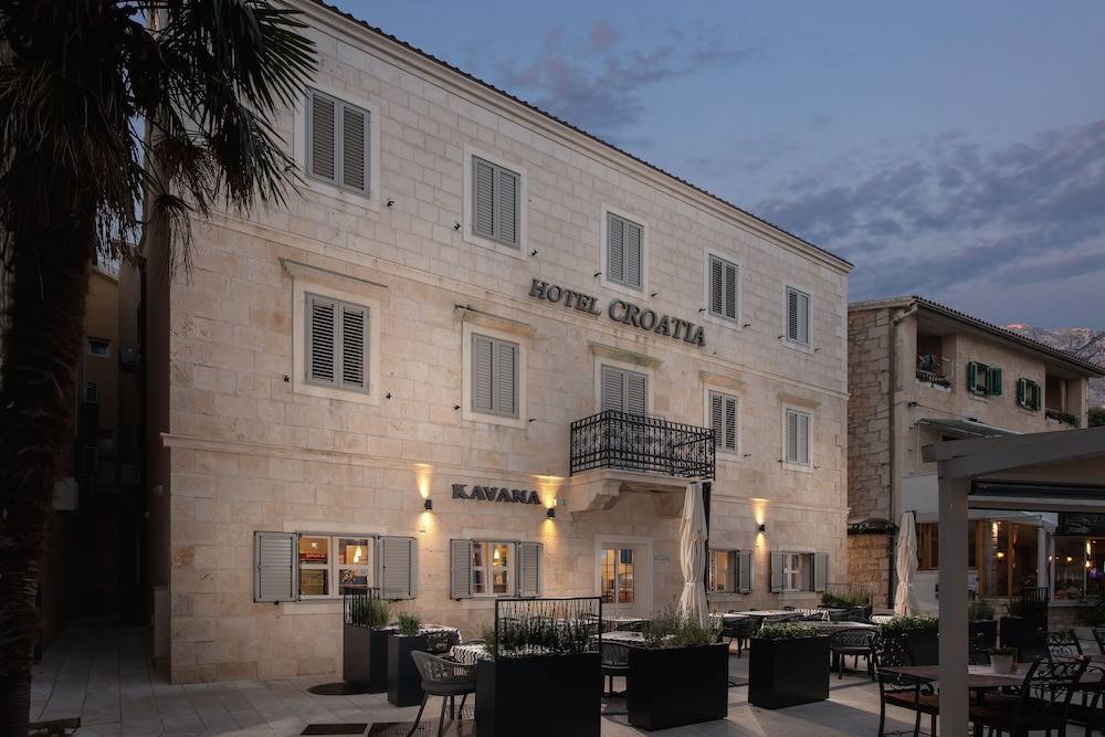 Hotel Croatia 1