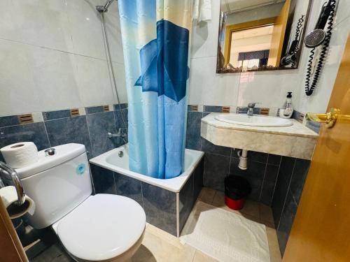 Hostal Mont Thabor 1