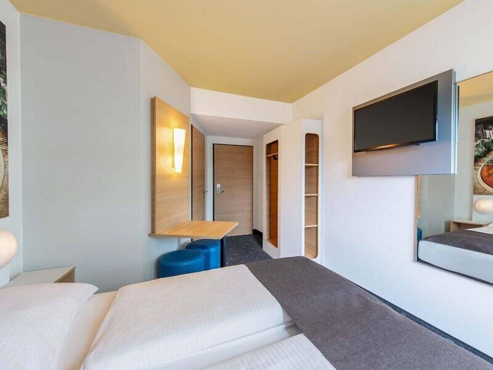 B&B Hotel Augsburg-Süd 1