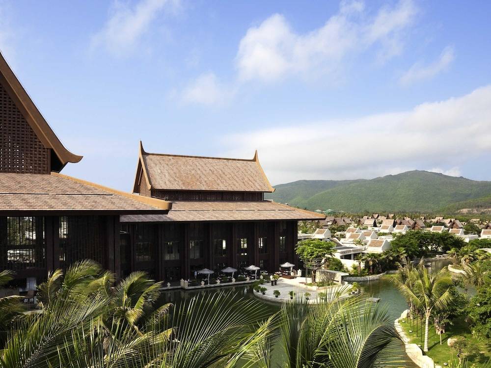 Pullman Sanya Yalong Bay Villas & Resort 1
