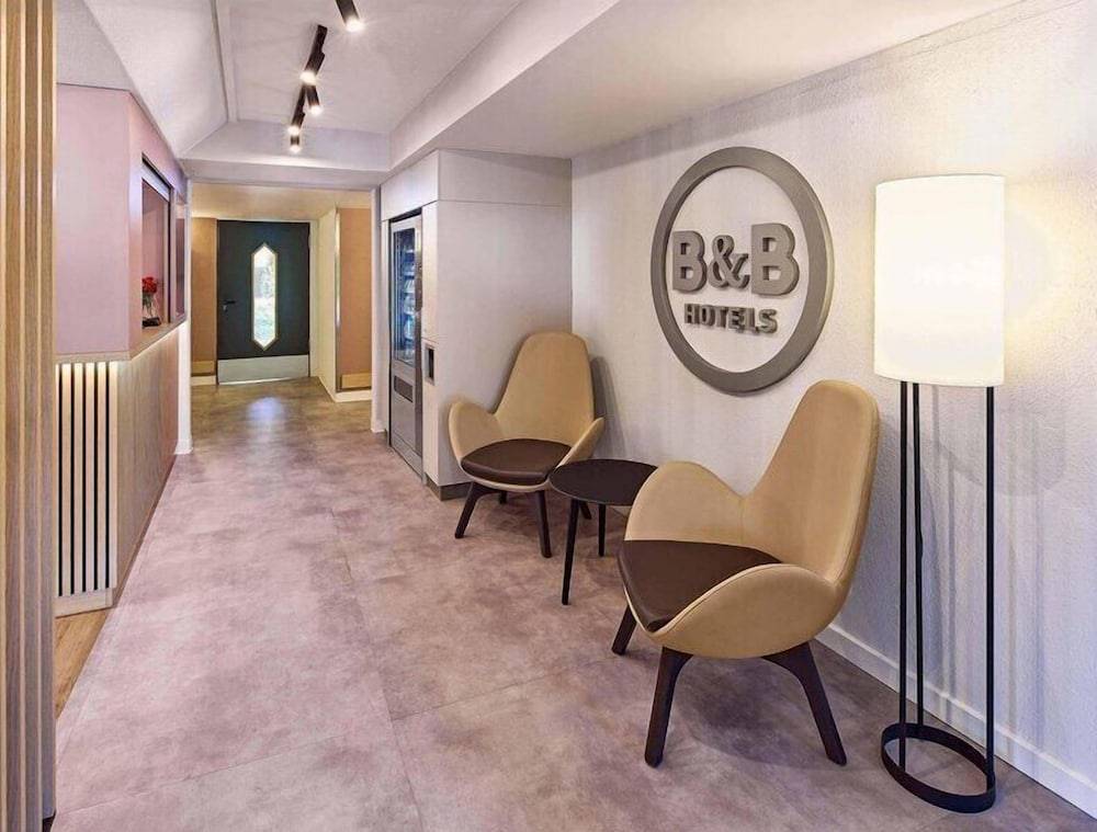 B&B HOTEL Dortmund-Airport 2