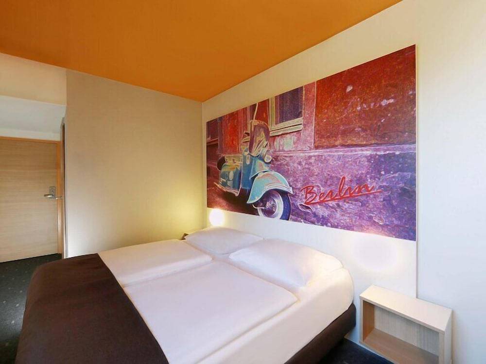 B&B Hotel Berlin Genshagen-Süd 1