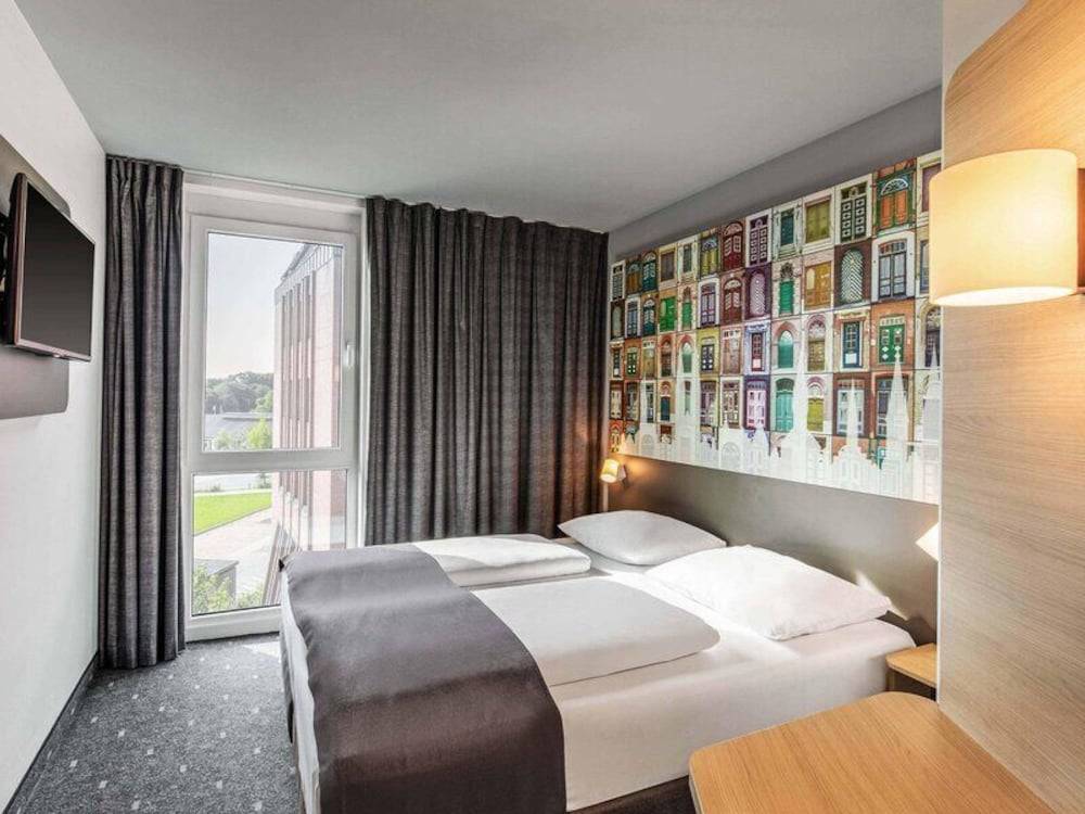 B&B Hotel Lübeck-Hbf 1