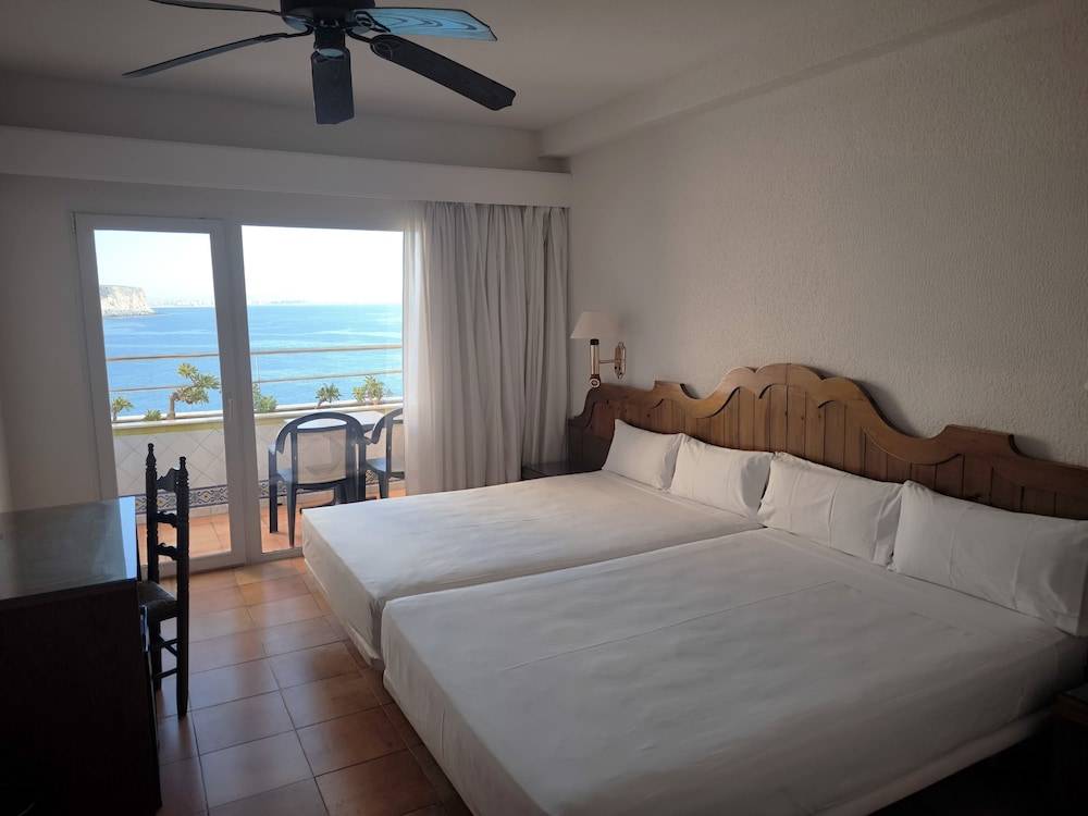 Mirador del Cabo Designed For Adults 2