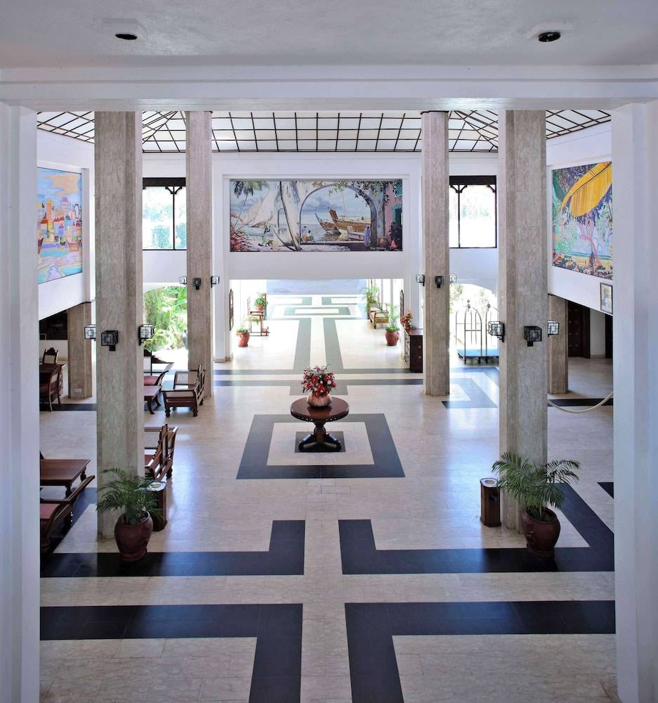 Sarova Whitesands Beach Resort & Spa, Mombasa 2