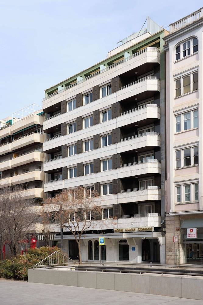 Hotel Macià Cóndor 1