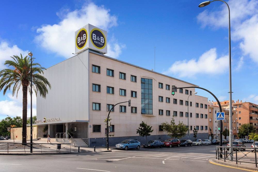 B&B HOTEL Granada Estación 1
