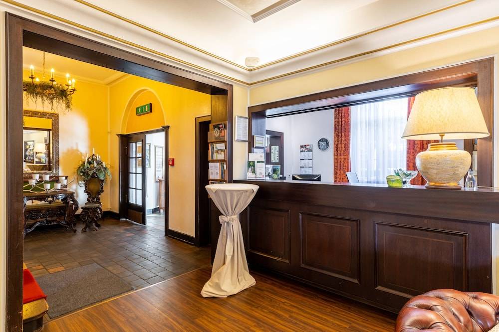 Jagdschloss Hotel Niederwald 2