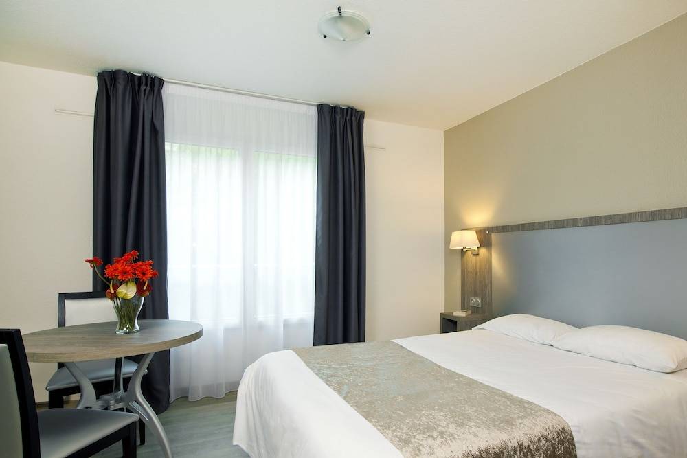 Séjours & Affaires Reims Clairmarais 1