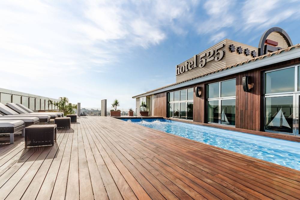 Hotel 525 1