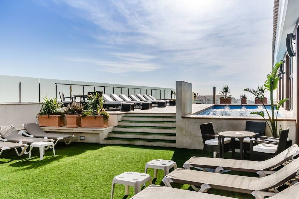 Hotel 525 2