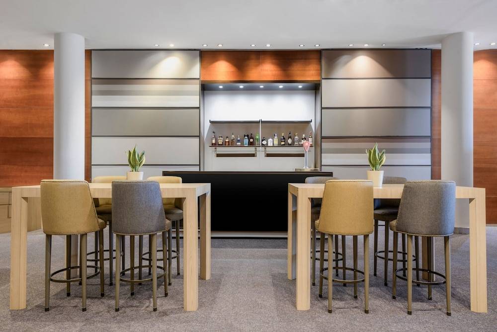 AC Hotel Alcalá de Henares by Marriott 1