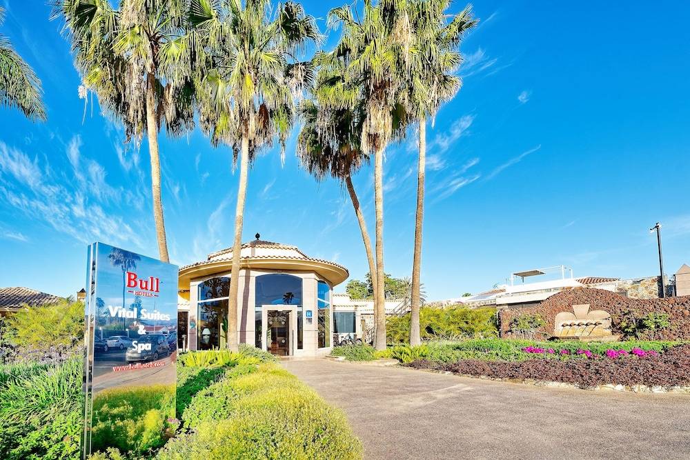 Bull Vital Suites & Spa Boutique Hotel - Only Adults 2