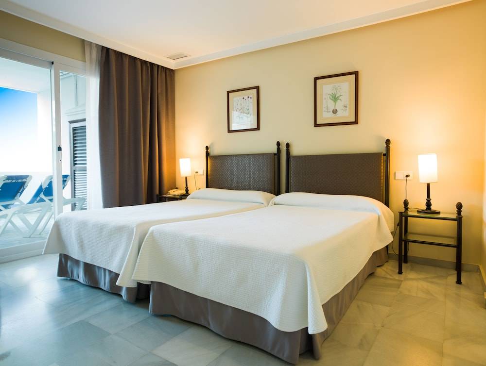 Aparthotel Monarque Sultán 1