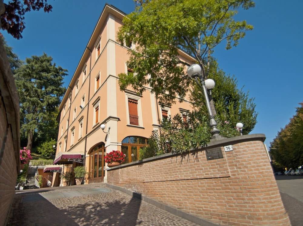 Alla Rocca Hotel Conference & Restaurant 1