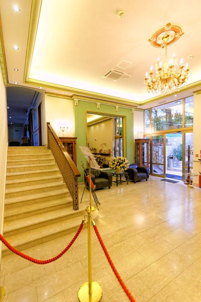 Hotel Val 2