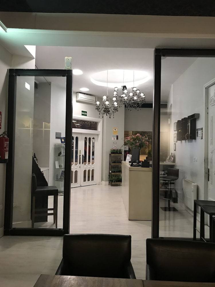 Hotel Pilar Plaza 2